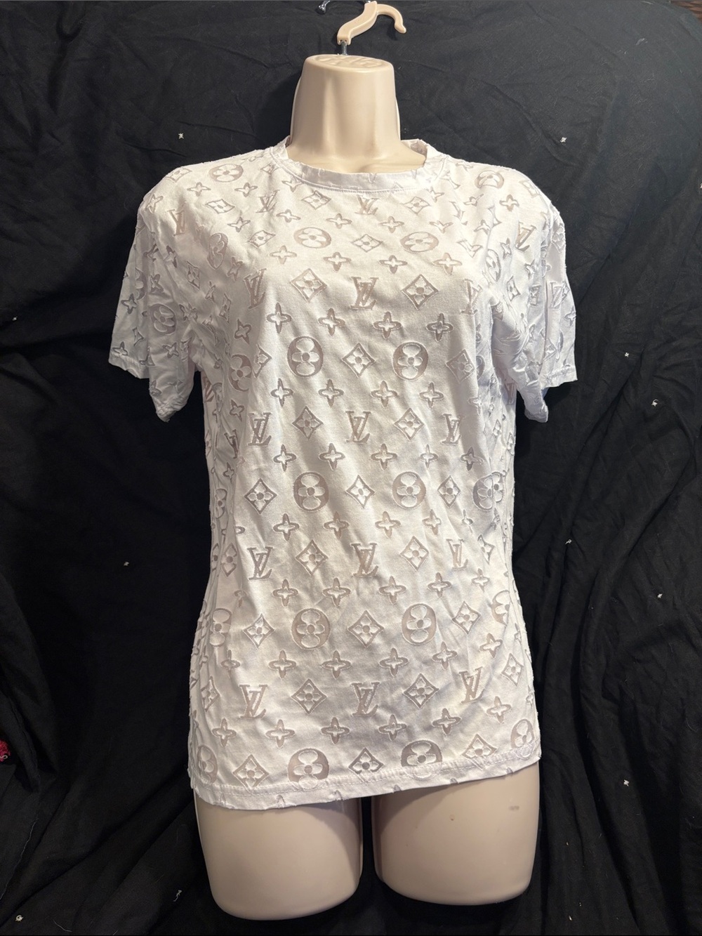 Louis Vuitton White Embossed Monogram Short Sleeve Tee